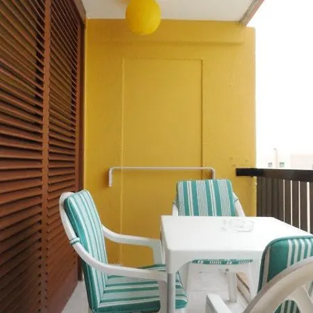 Apartment Playa View アパート アデーヘ