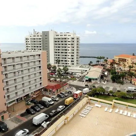 Apartment Playa View アパート アデーヘ